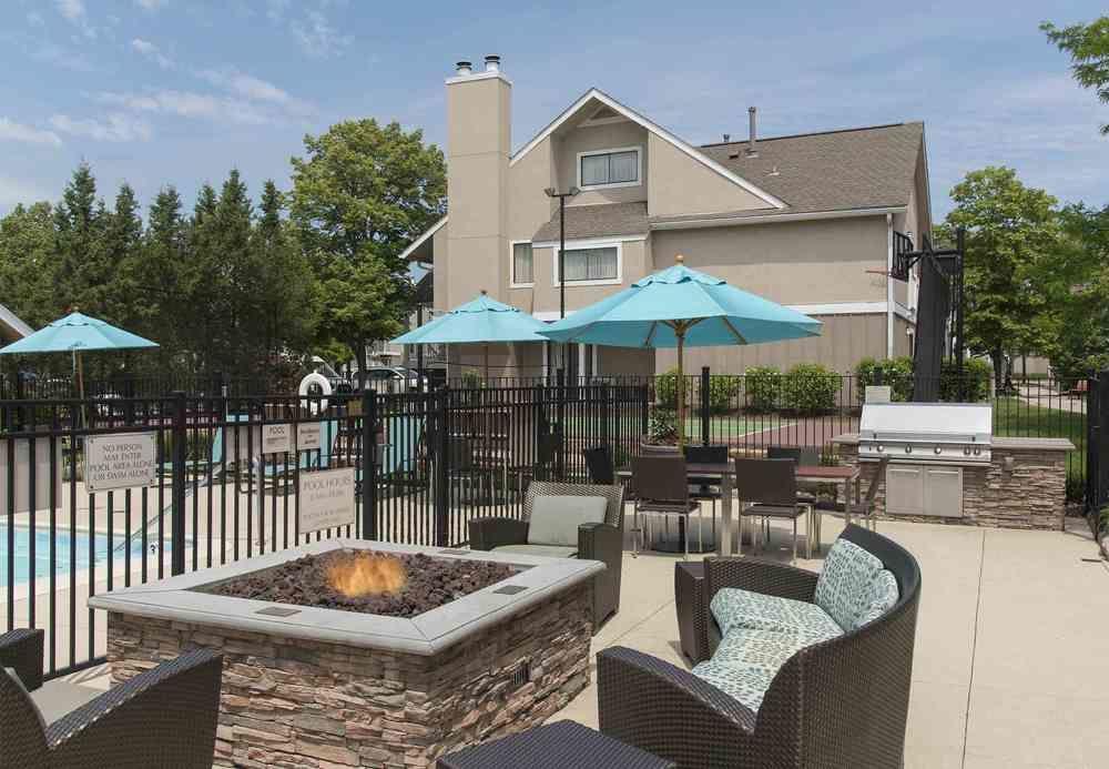 Residence Inn Chicago Deerfield Exterior photo